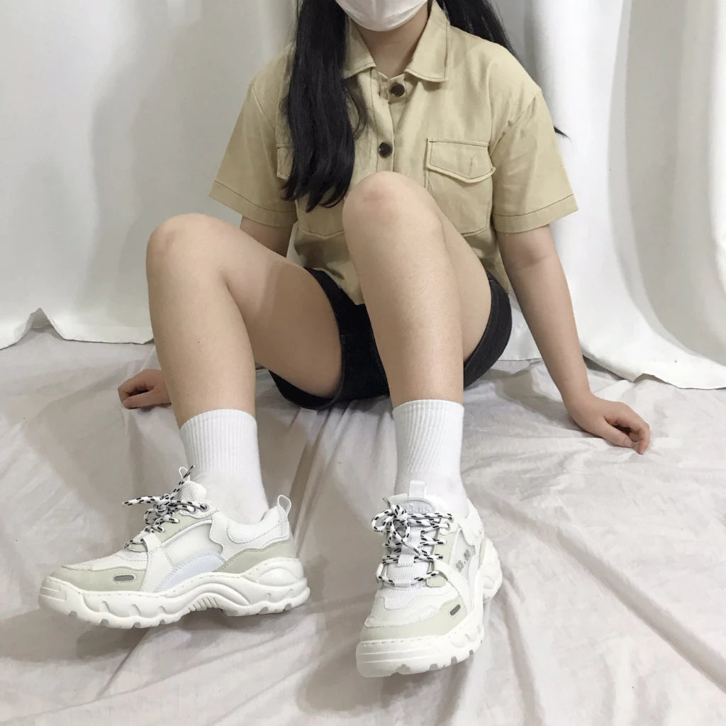 23.6 V2 白色老爹鞋 (金希澈同款)