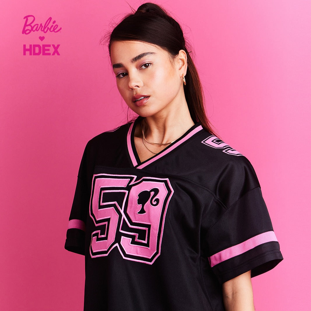 HDEX x Barbie 聯名系列 Football Overfit短袖運動上衣 黑色