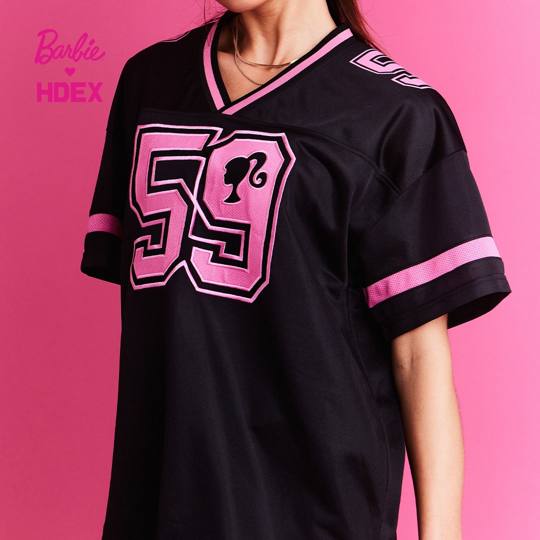 HDEX x Barbie 聯名系列 Football Overfit短袖運動上衣 黑色